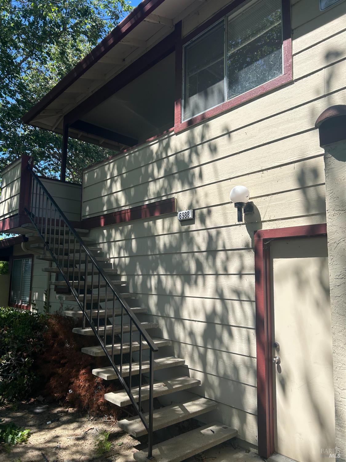 Front Image Thumbnail for BA326027789