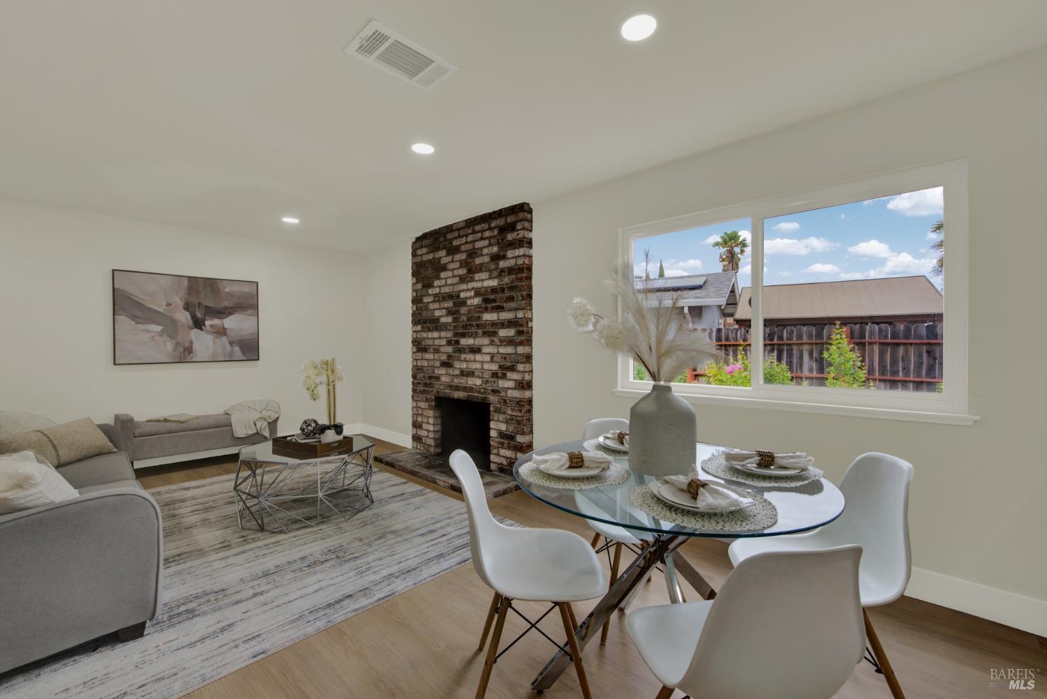 Detail Gallery Image 17 of 64 For 413 Violet Ct, Fairfield,  CA 94533 - 4 Beds | 2 Baths