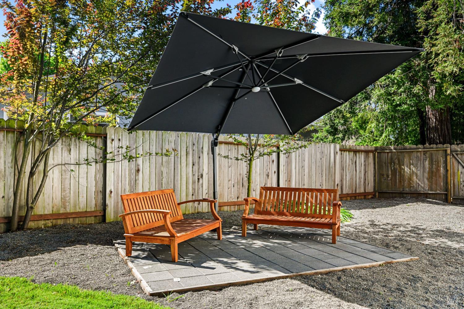 Detail Gallery Image 12 of 45 For 855 Garden Ct, Petaluma,  CA 94954 - 4 Beds | 2 Baths