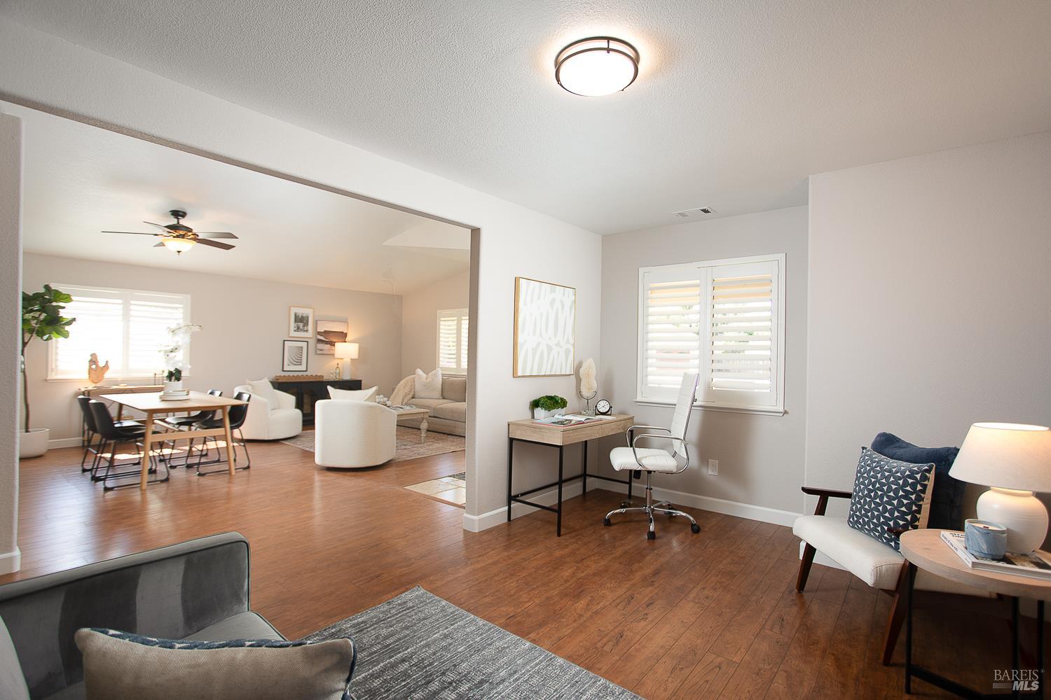 Detail Gallery Image 11 of 52 For 1620 Austin Dr, Dixon,  CA 95620 - 4 Beds | 2 Baths