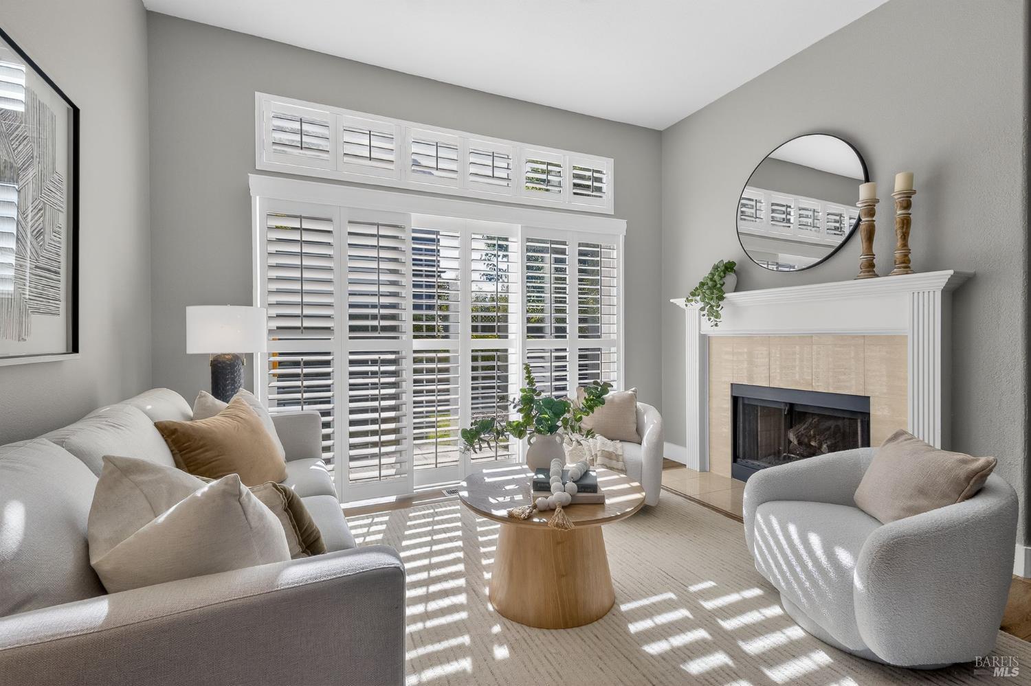 Detail Gallery Image 6 of 28 For 10 Makena Ct, Petaluma,  CA 94954 - 4 Beds | 3 Baths