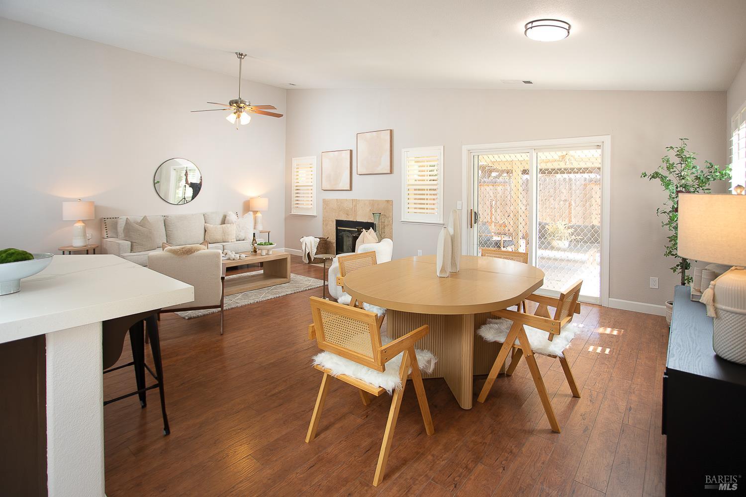 Detail Gallery Image 19 of 52 For 1620 Austin Dr, Dixon,  CA 95620 - 4 Beds | 2 Baths