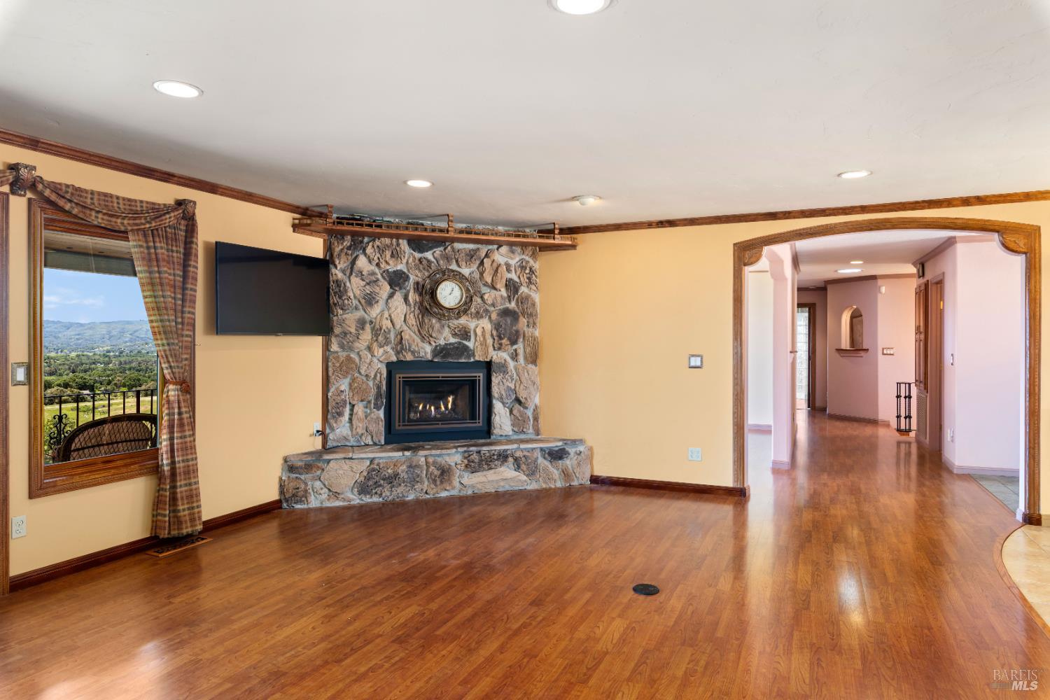 Detail Gallery Image 29 of 99 For 425 Lake Vista Dr, Lakeport,  CA 95453 - 3 Beds | 3/2 Baths