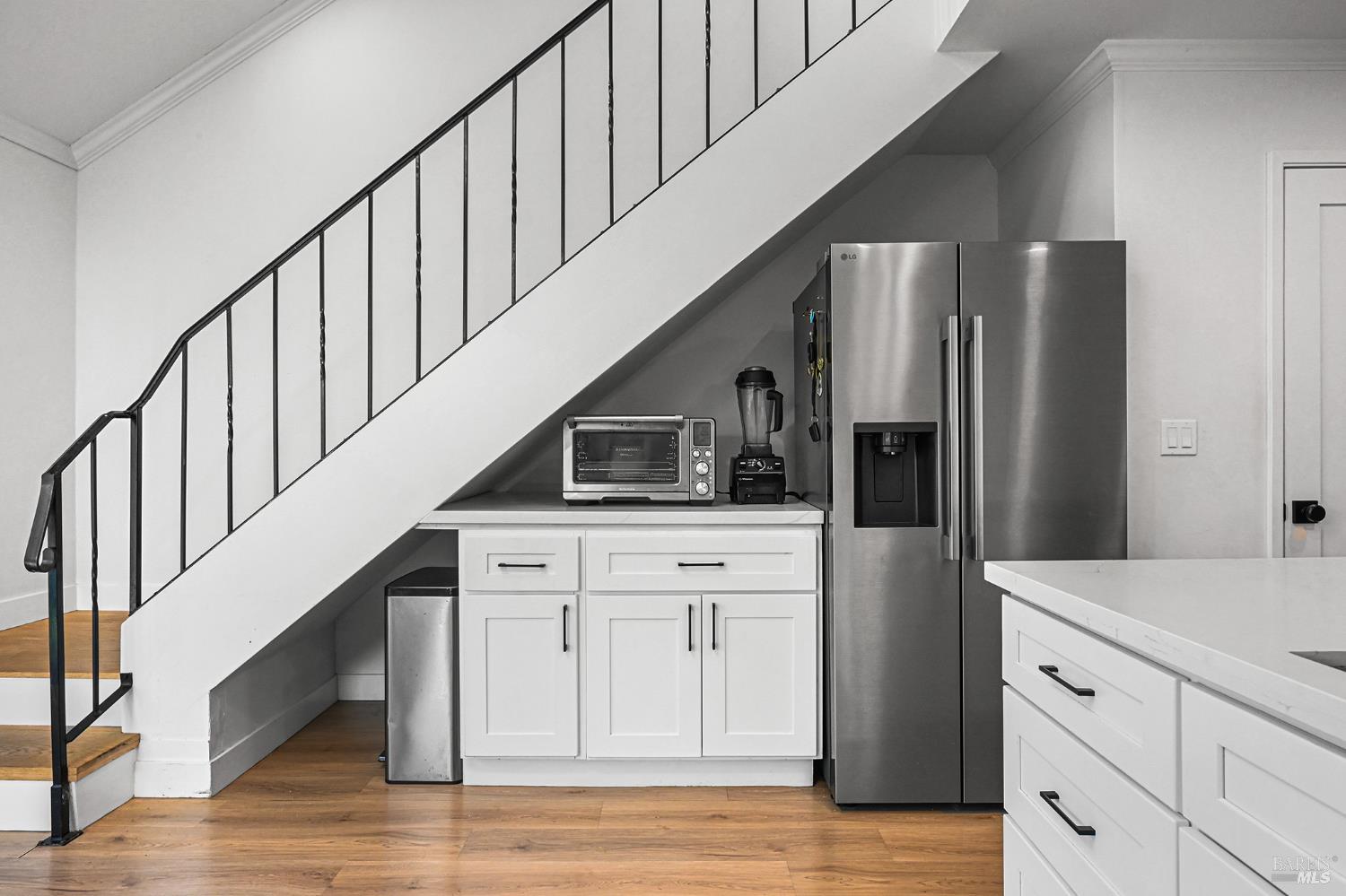 Detail Gallery Image 16 of 45 For 855 Garden Ct, Petaluma,  CA 94954 - 4 Beds | 2 Baths