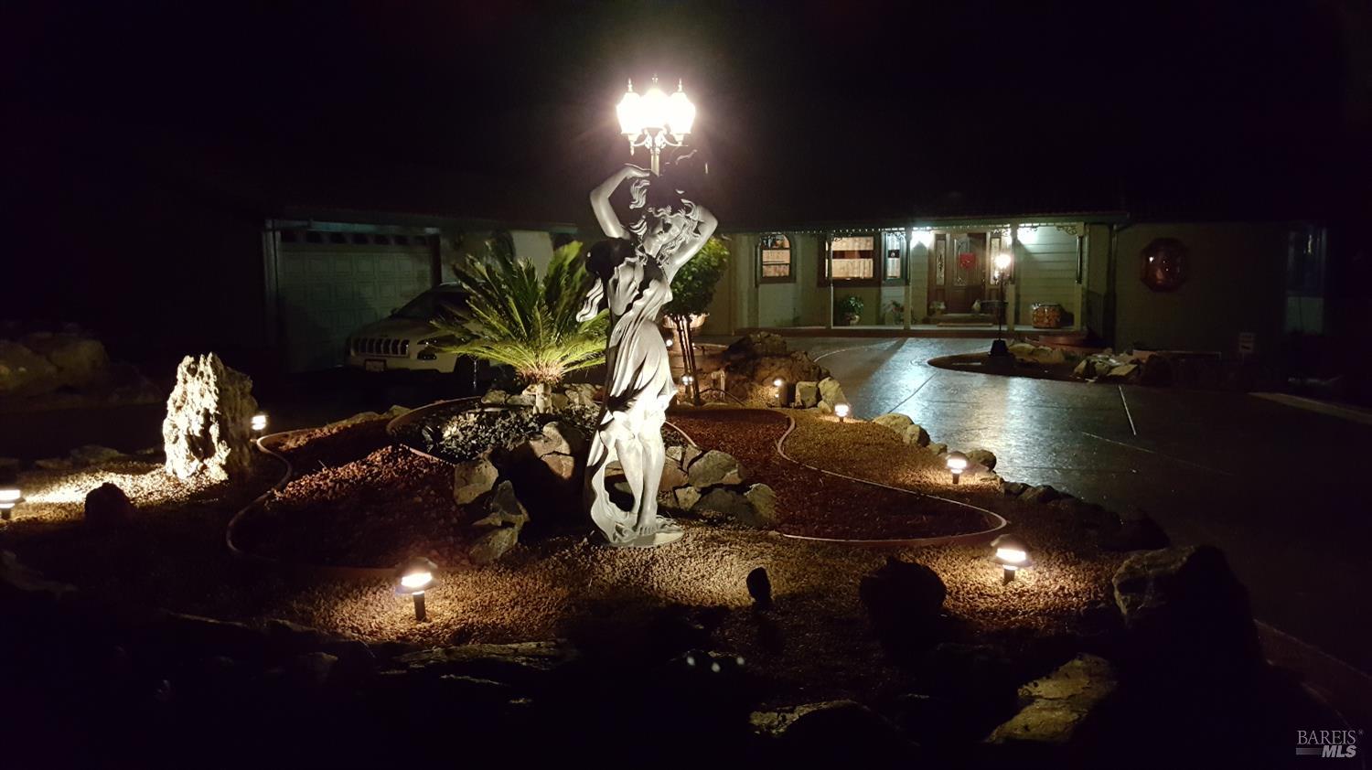 Detail Gallery Image 13 of 99 For 425 Lake Vista Dr, Lakeport,  CA 95453 - 3 Beds | 3/2 Baths