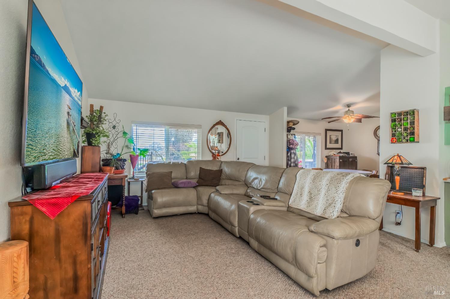 Detail Gallery Image 2 of 38 For 3699 Lakeshore Blvd, Lakeport,  CA 95453 - 3 Beds | 2 Baths