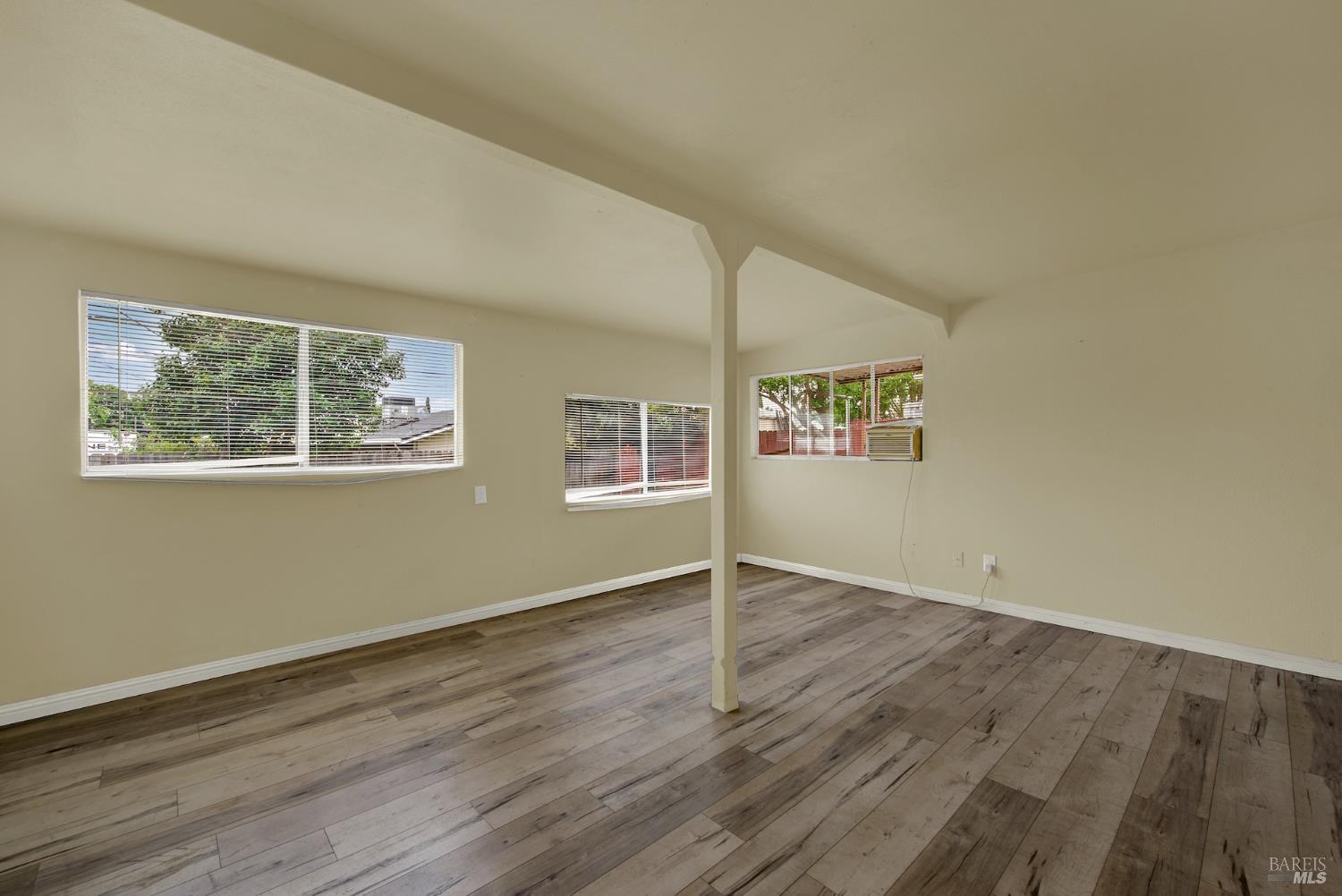 Detail Gallery Image 29 of 69 For 499 Apple Tree Ln, Fairfield,  CA 94533 - 3 Beds | 1 Baths