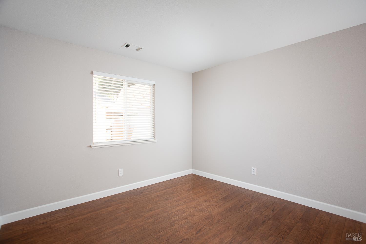 Detail Gallery Image 33 of 52 For 1620 Austin Dr, Dixon,  CA 95620 - 4 Beds | 2 Baths