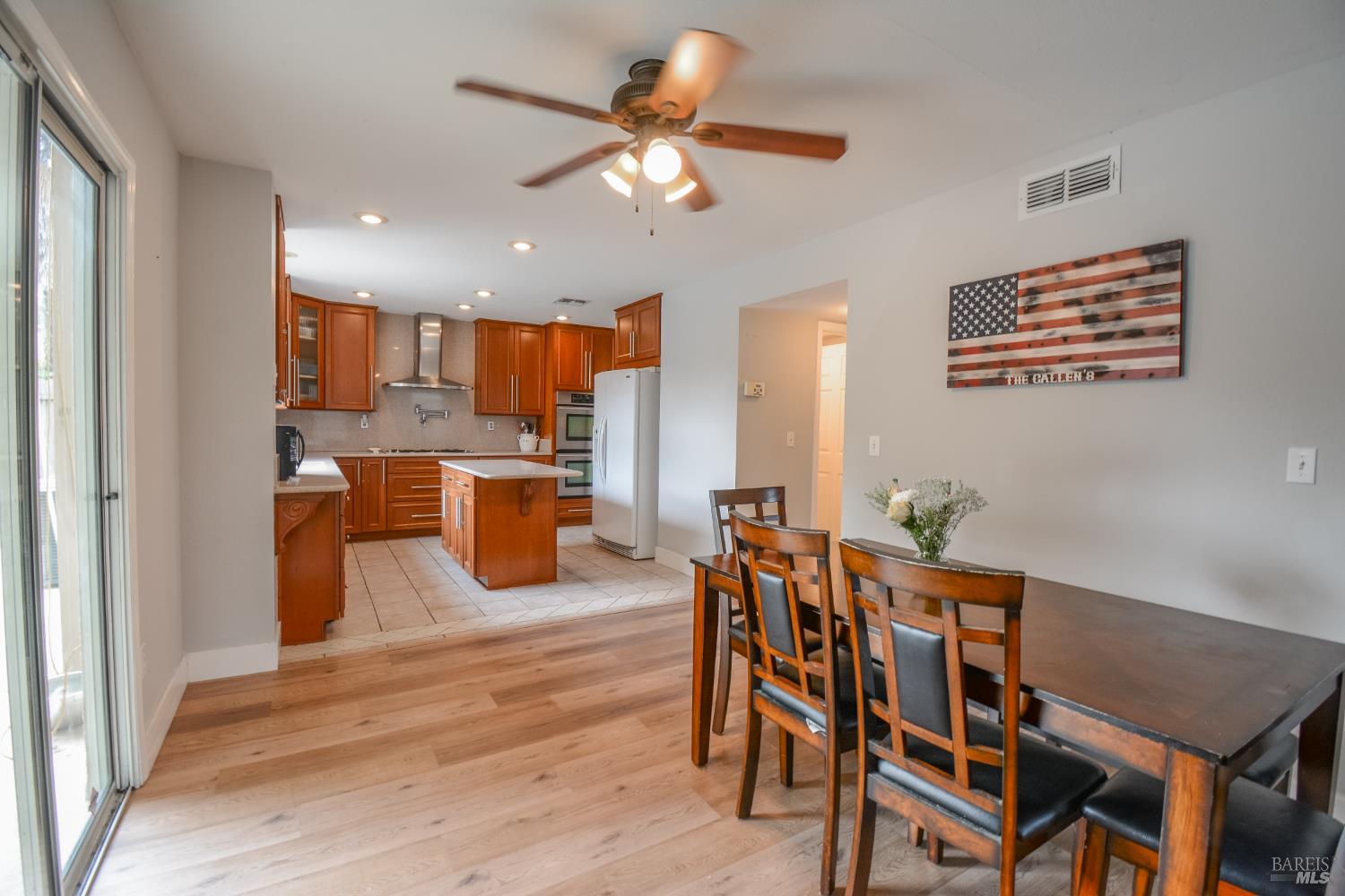 Detail Gallery Image 13 of 53 For 640 Ferguson Ct, Dixon,  CA 95620 - 4 Beds | 3/1 Baths