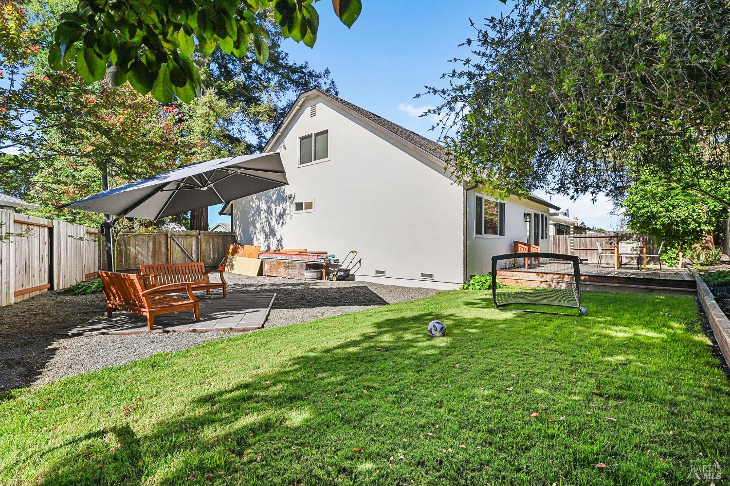 Detail Gallery Image 39 of 45 For 855 Garden Ct, Petaluma,  CA 94954 - 4 Beds | 2 Baths