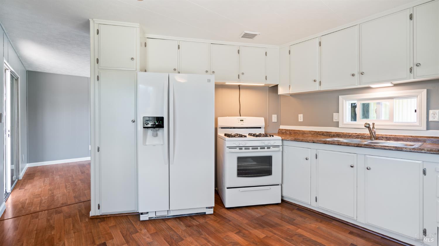 Detail Gallery Image 10 of 22 For 3162 Loretta Way, Santa Rosa,  CA 95403 - 2 Beds | 1 Baths