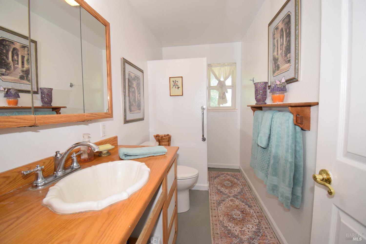 Detail Gallery Image 22 of 41 For 10180 Highway 29 Unkn, Lower Lake,  CA 95457 - 3 Beds | 2 Baths