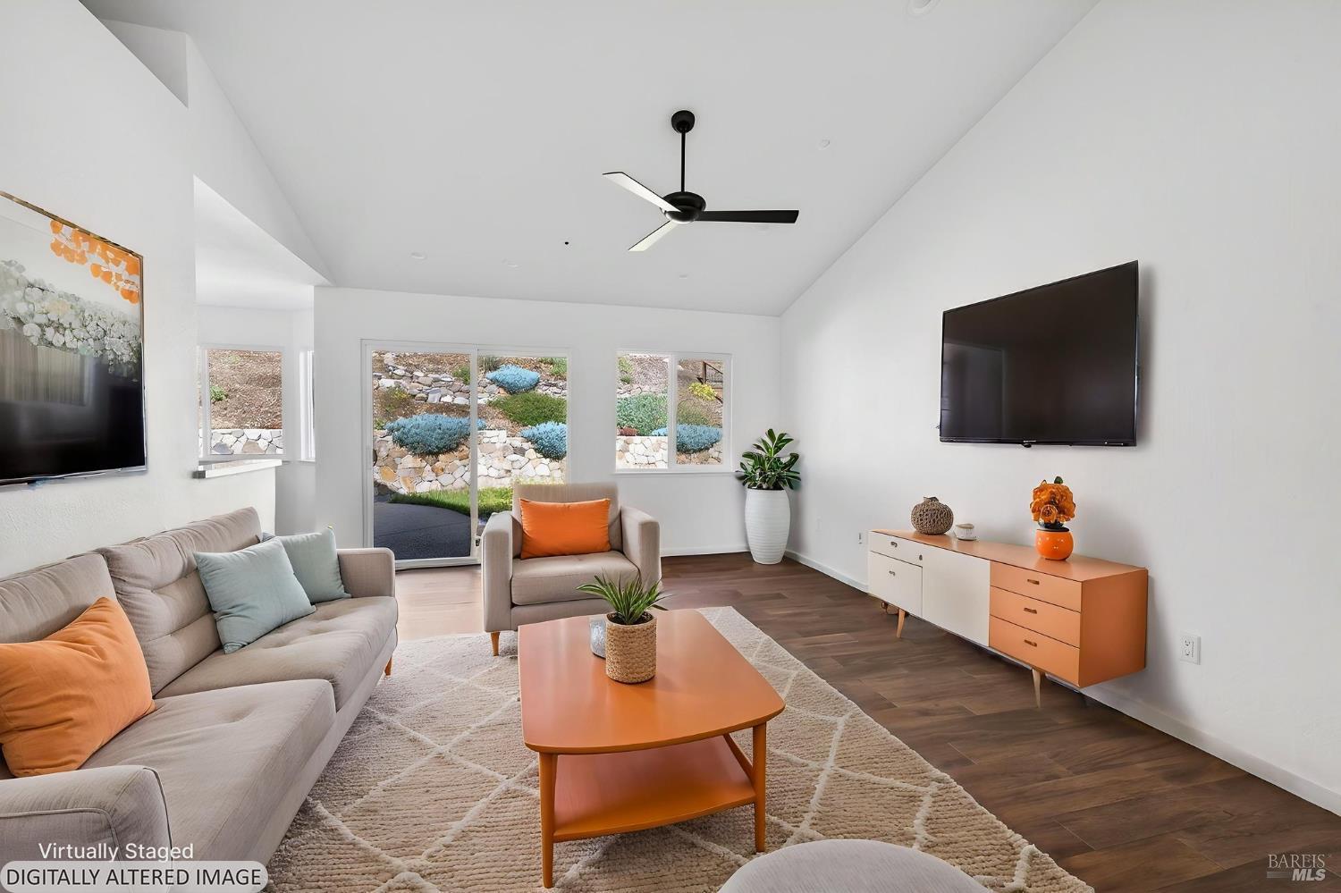 Detail Gallery Image 13 of 41 For 3336 Brittany Cir, Napa,  CA 94558 - 3 Beds | 2 Baths