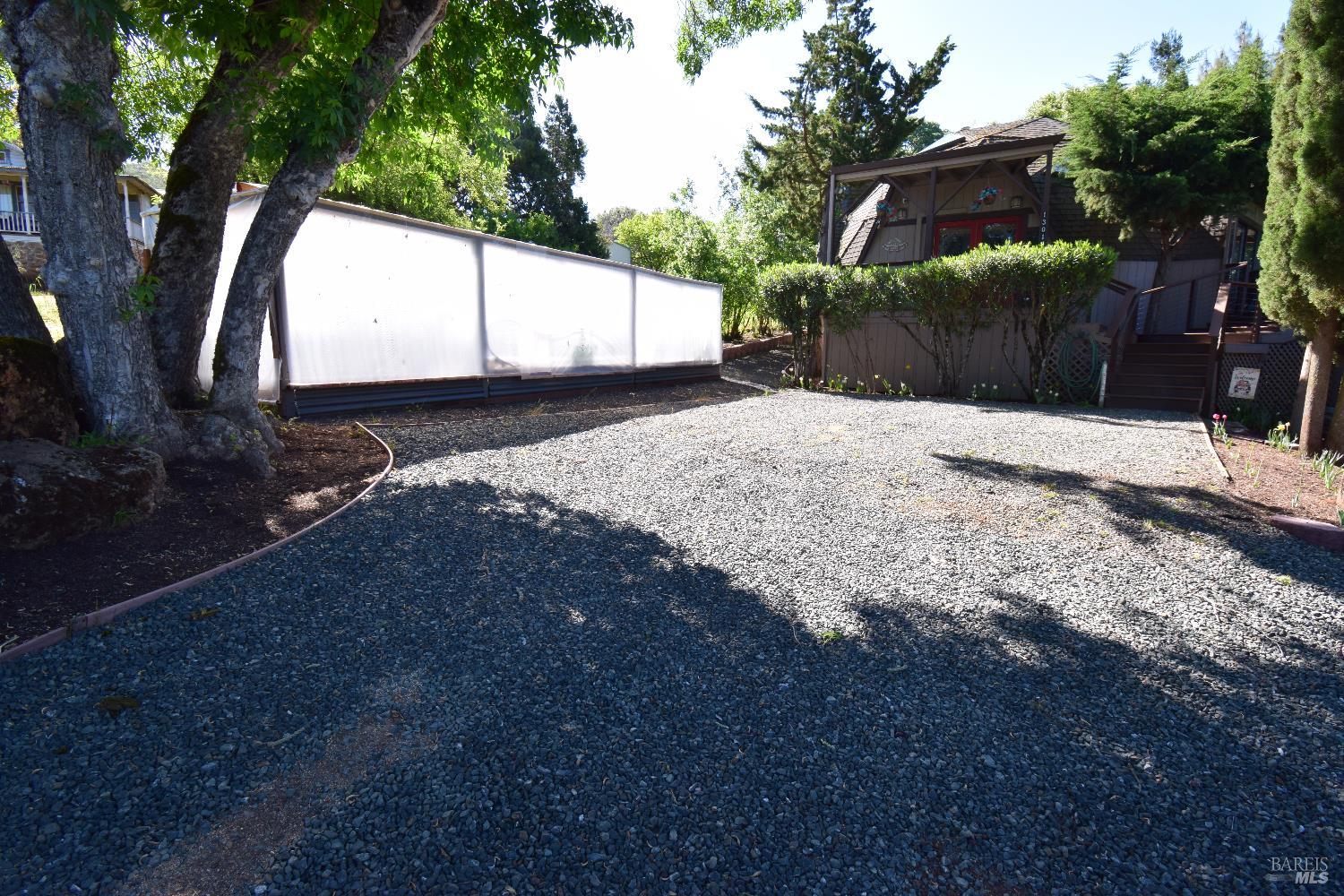 Detail Gallery Image 5 of 61 For 13017 Park Dr, Lower Lake,  CA 95457 - 3 Beds | 2 Baths