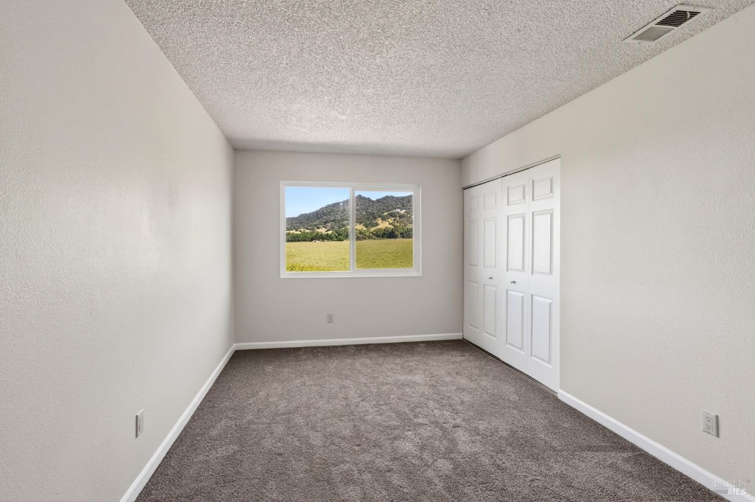 Detail Gallery Image 24 of 53 For 1508 Gladstone Way, Rohnert Park,  CA 94928 - 4 Beds | 2 Baths