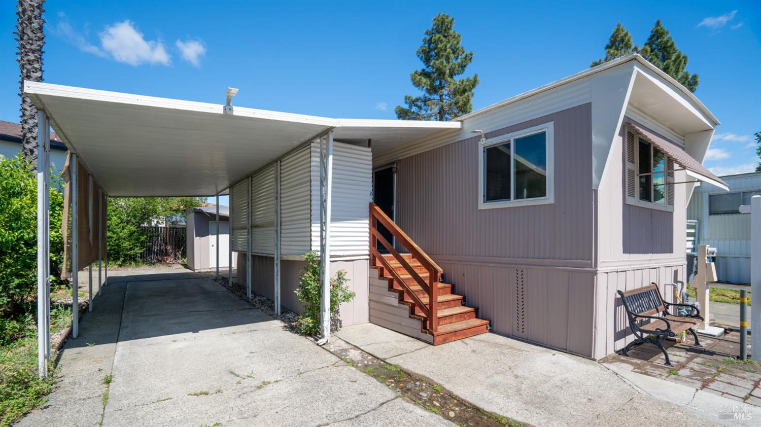 Detail Gallery Image 4 of 22 For 3162 Loretta Way, Santa Rosa,  CA 95403 - 2 Beds | 1 Baths