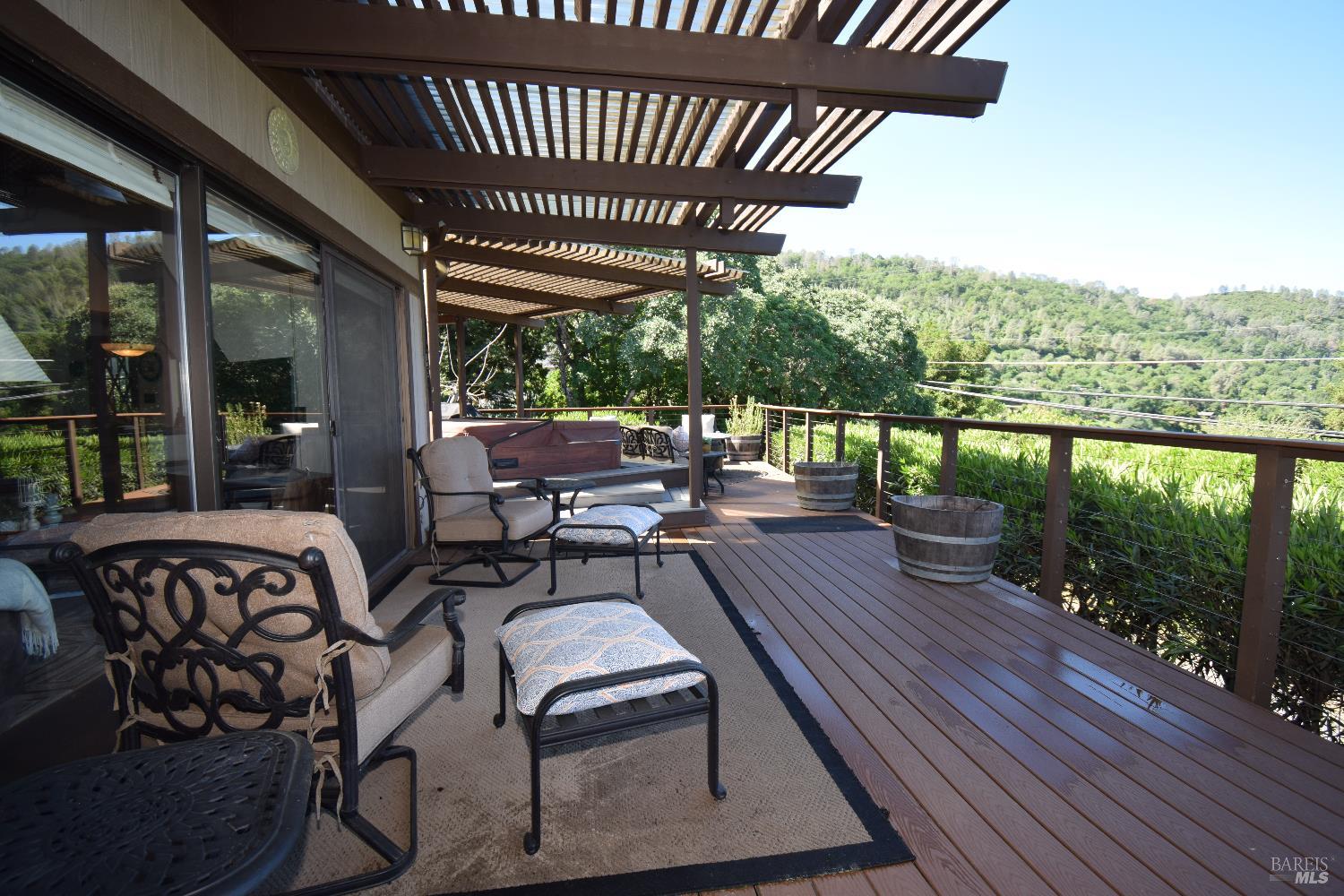 Detail Gallery Image 6 of 61 For 13017 Park Dr, Lower Lake,  CA 95457 - 3 Beds | 2 Baths