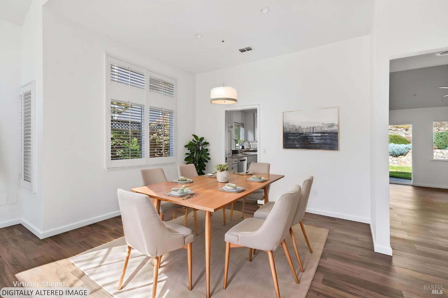 Detail Gallery Image 12 of 41 For 3336 Brittany Cir, Napa,  CA 94558 - 3 Beds | 2 Baths