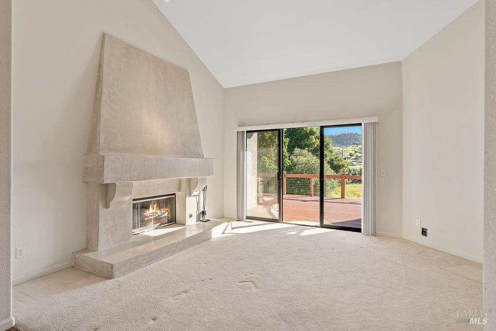 Detail Gallery Image 5 of 26 For 6271 Meadowstone Dr, Santa Rosa,  CA 95409 - 3 Beds | 2/1 Baths