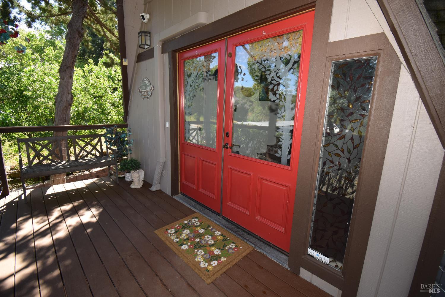 Detail Gallery Image 3 of 61 For 13017 Park Dr, Lower Lake,  CA 95457 - 3 Beds | 2 Baths