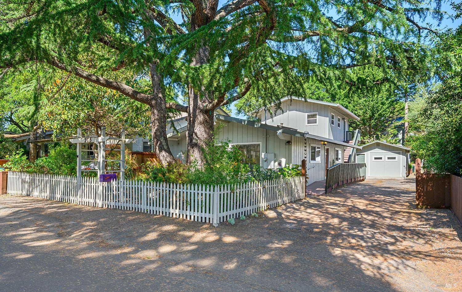 Front Image Thumbnail for BA326027773