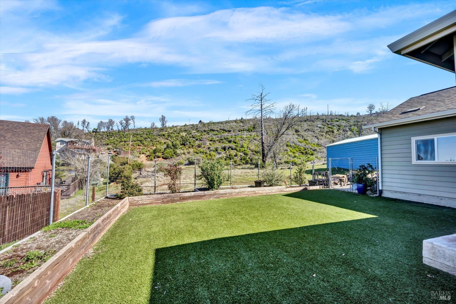 Detail Gallery Image 30 of 31 For 15384 Summit Blvd, Cobb,  CA 95426 - 3 Beds | 2/1 Baths