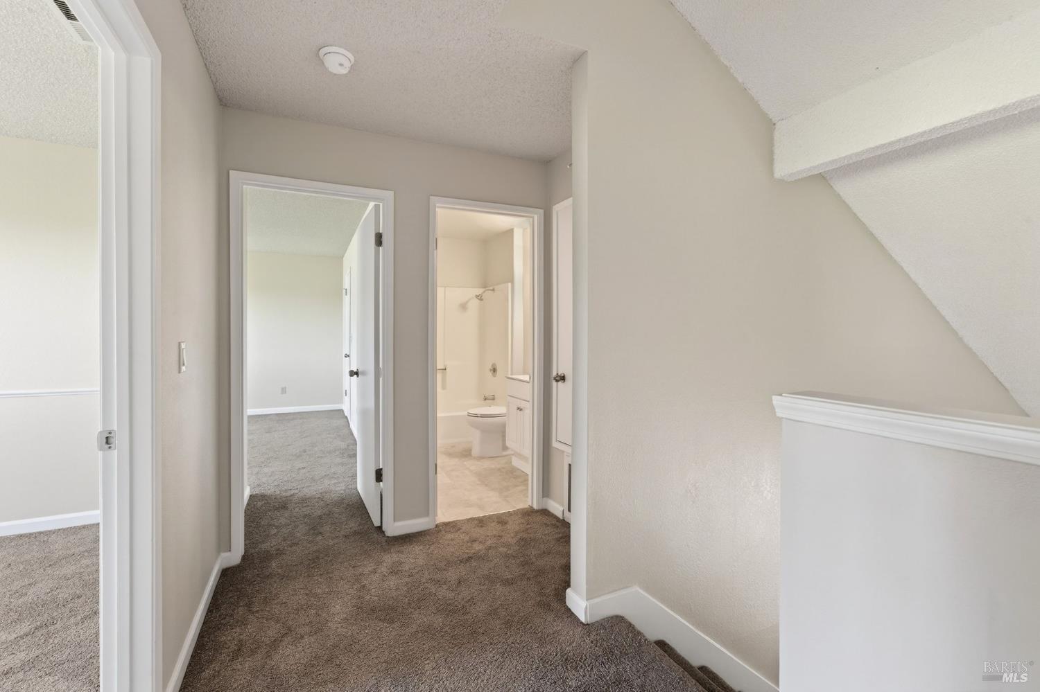 Detail Gallery Image 35 of 53 For 1508 Gladstone Way, Rohnert Park,  CA 94928 - 4 Beds | 2 Baths