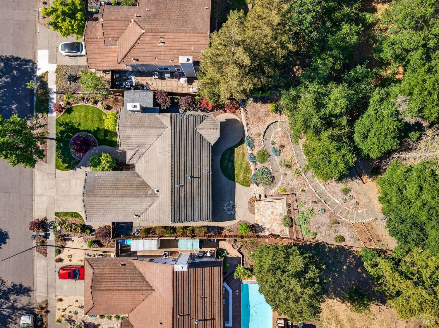 Detail Gallery Image 28 of 41 For 3336 Brittany Cir, Napa,  CA 94558 - 3 Beds | 2 Baths