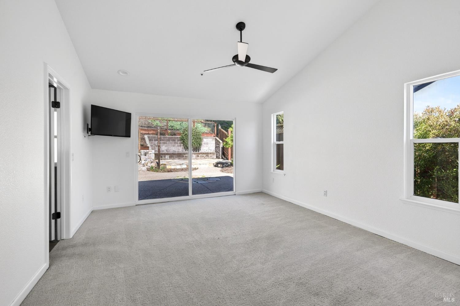 Detail Gallery Image 37 of 41 For 3336 Brittany Cir, Napa,  CA 94558 - 3 Beds | 2 Baths