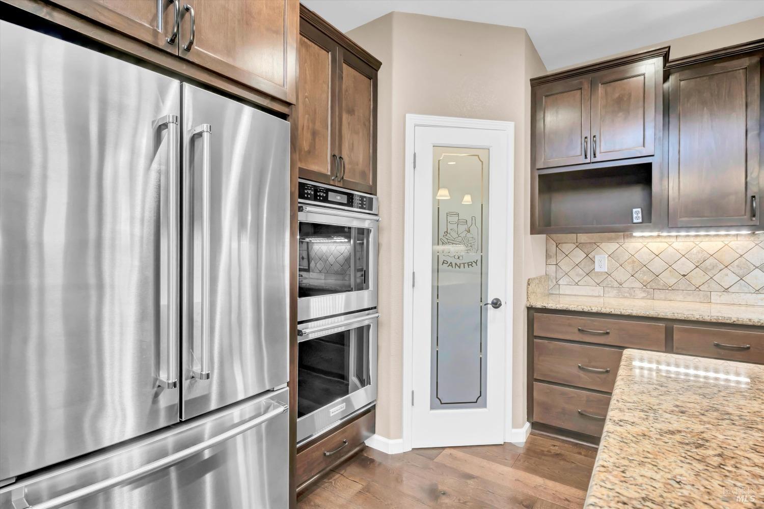 Detail Gallery Image 12 of 31 For 15384 Summit Blvd, Cobb,  CA 95426 - 3 Beds | 2/1 Baths