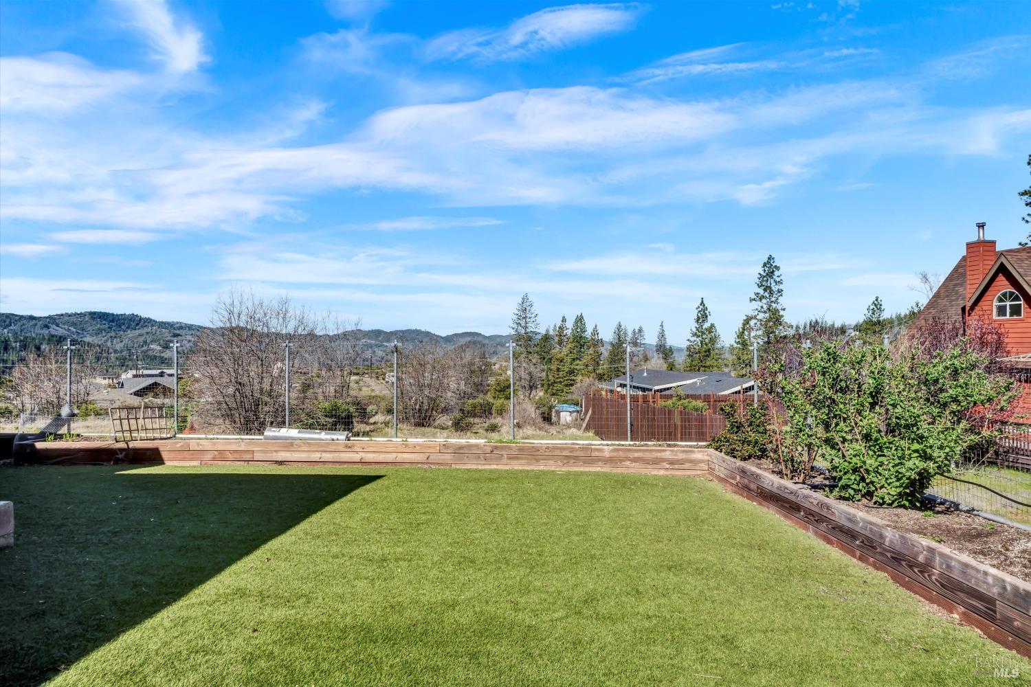 Detail Gallery Image 29 of 31 For 15384 Summit Blvd, Cobb,  CA 95426 - 3 Beds | 2/1 Baths