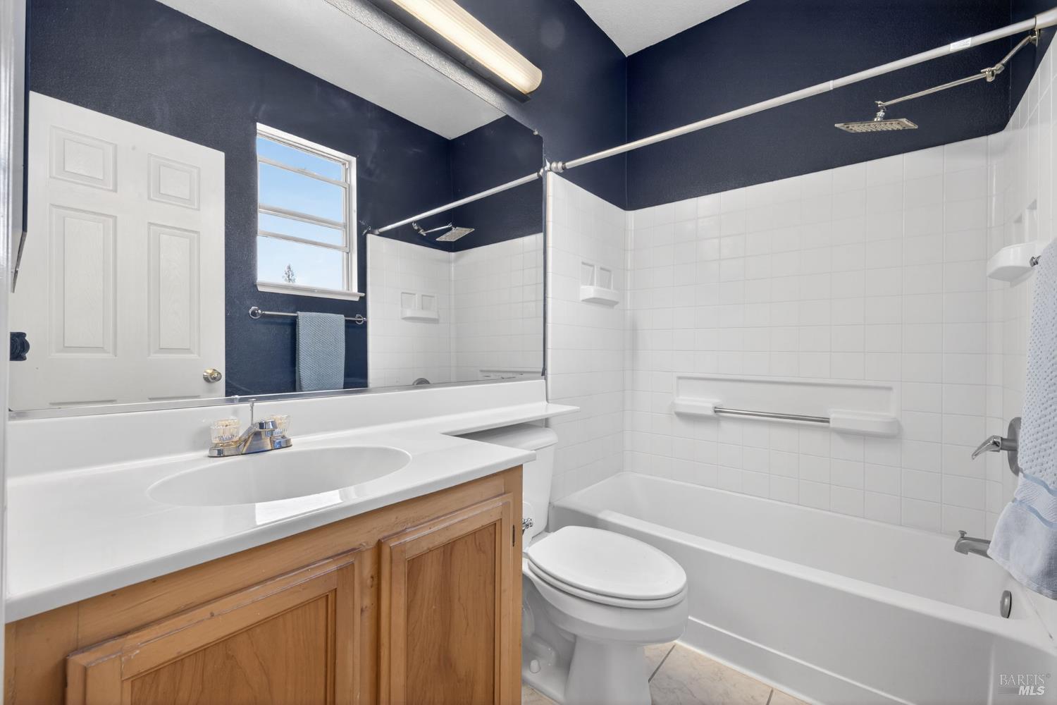 Detail Gallery Image 30 of 40 For 1440 Tammy Way, Santa Rosa,  CA 95401 - 2 Beds | 2/1 Baths