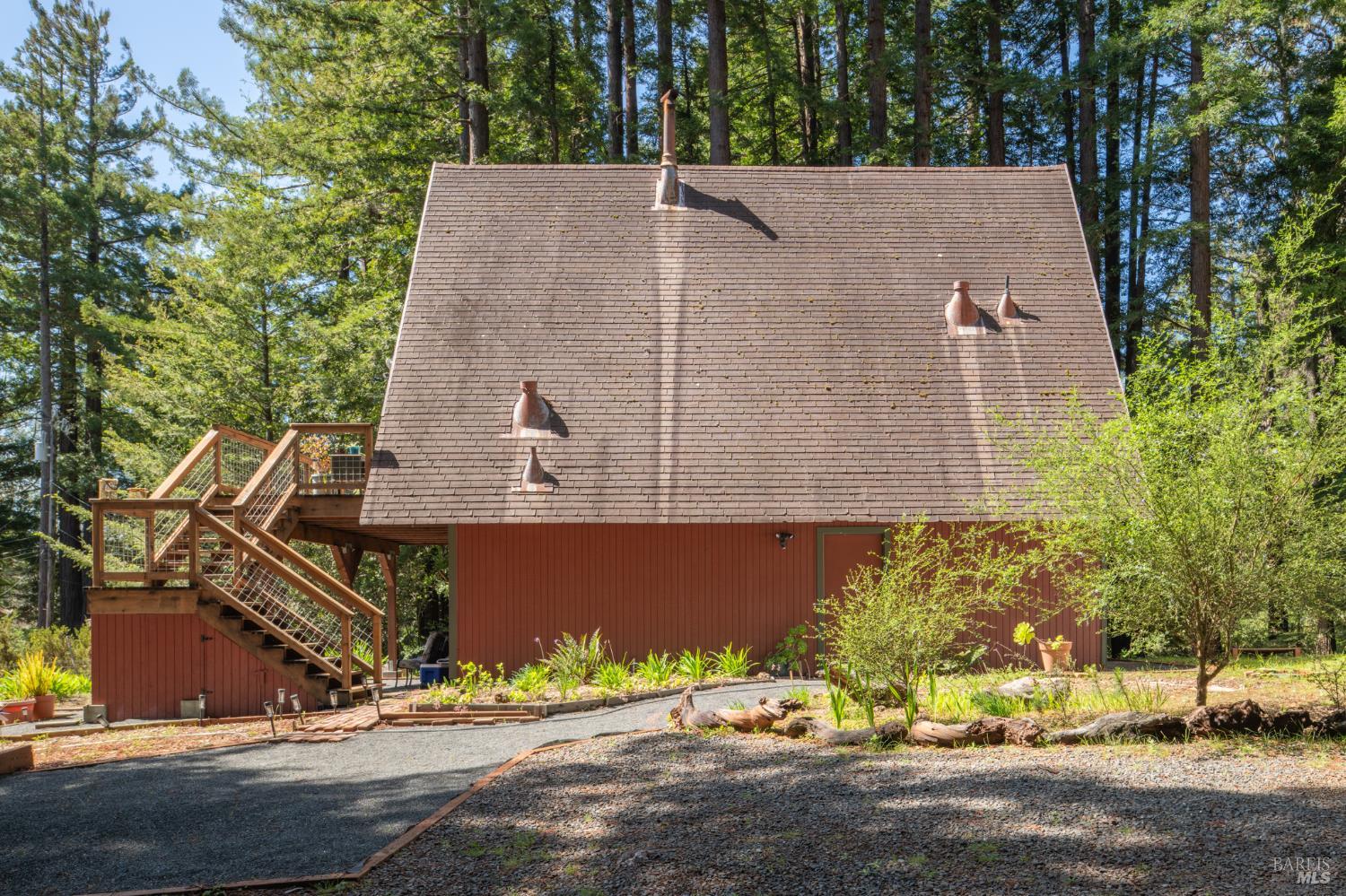 Detail Gallery Image 25 of 36 For 46650 Fish Rock Rd, Gualala,  CA 95445 - 3 Beds | 2 Baths