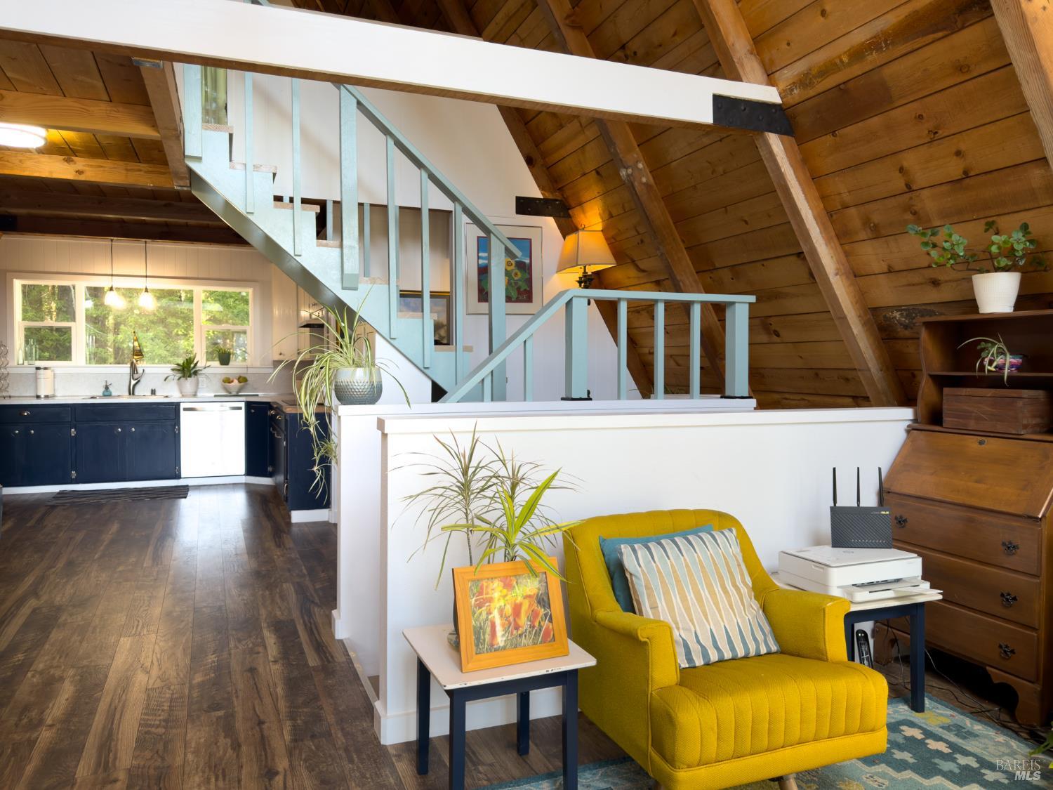 Detail Gallery Image 9 of 36 For 46650 Fish Rock Rd, Gualala,  CA 95445 - 3 Beds | 2 Baths