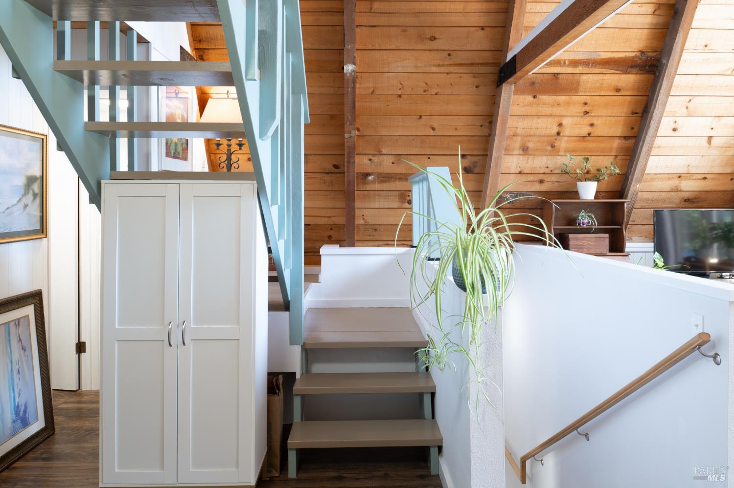 Detail Gallery Image 12 of 36 For 46650 Fish Rock Rd, Gualala,  CA 95445 - 3 Beds | 2 Baths