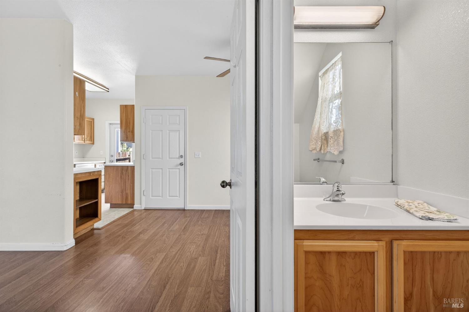 Detail Gallery Image 22 of 40 For 1440 Tammy Way, Santa Rosa,  CA 95401 - 2 Beds | 2/1 Baths