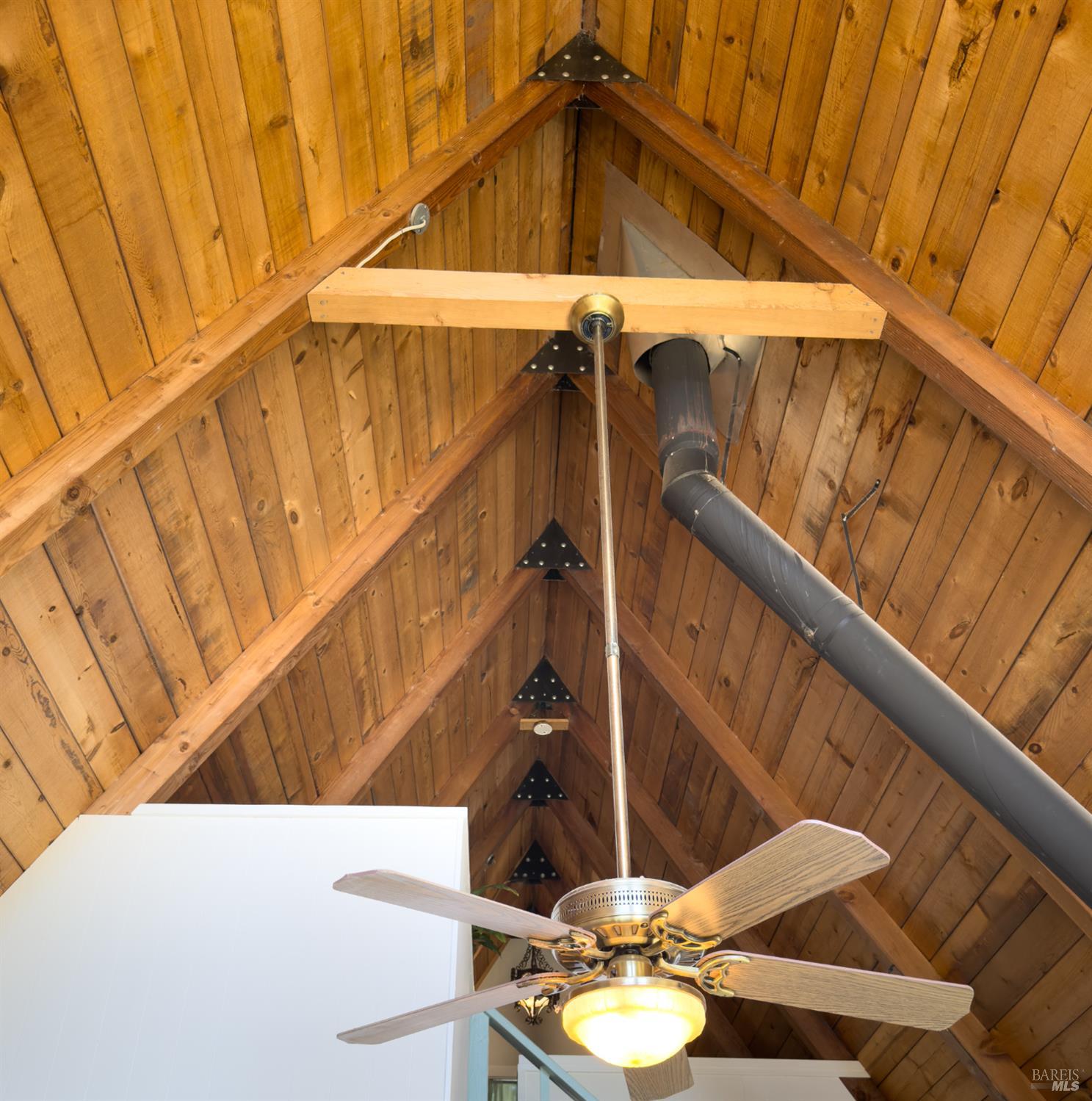 Detail Gallery Image 36 of 36 For 46650 Fish Rock Rd, Gualala,  CA 95445 - 3 Beds | 2 Baths