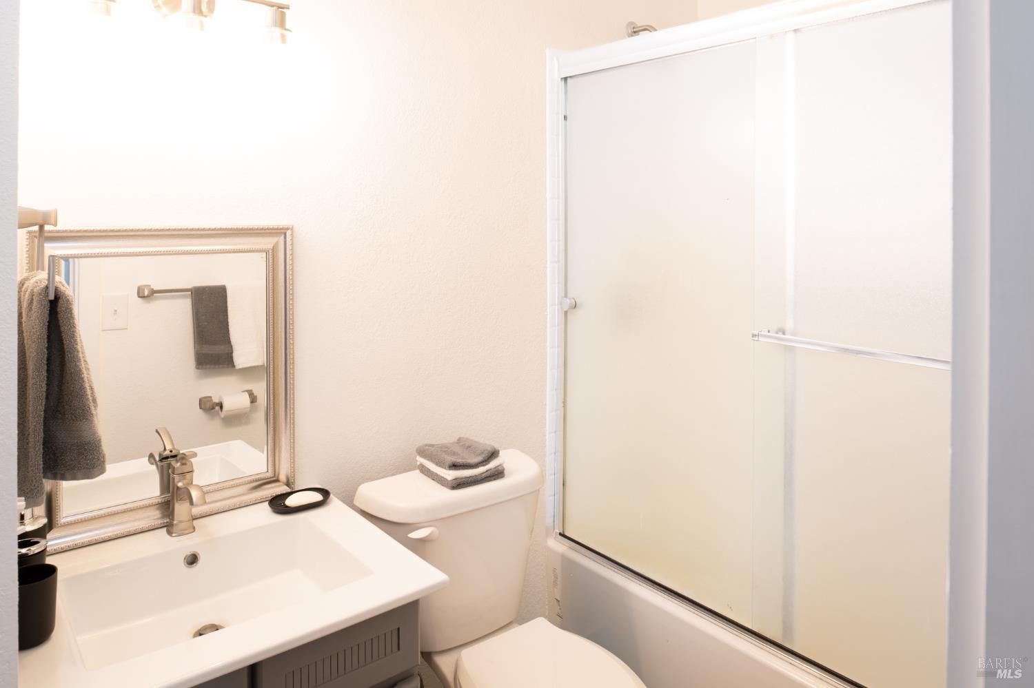 Detail Gallery Image 22 of 36 For 46650 Fish Rock Rd, Gualala,  CA 95445 - 3 Beds | 2 Baths