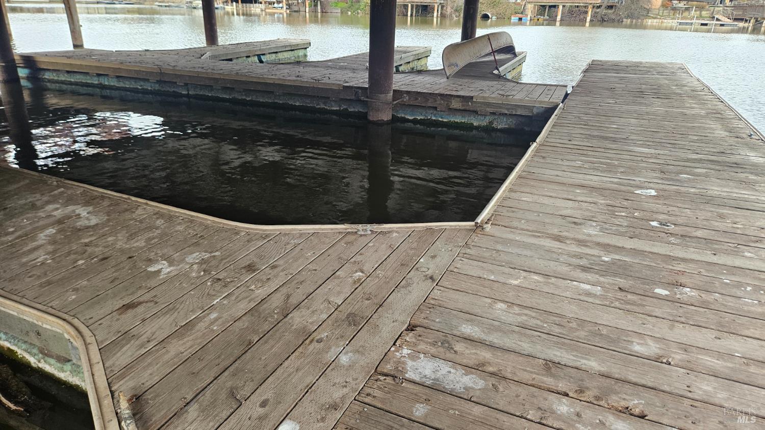 Detail Gallery Image 8 of 30 For 15198 Harbor Ln, Clearlake,  CA 95422 - 2 Beds | 2 Baths