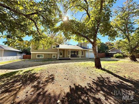 Detail Gallery Image 6 of 7 For 8155 Peninsula Dr, Kelseyville,  CA 95451 - 3 Beds | 3/1 Baths