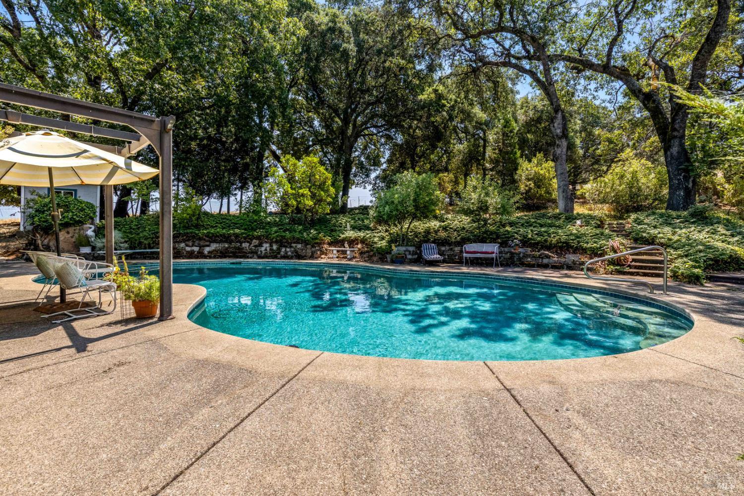 Detail Gallery Image 5 of 68 For 1940 Westlake Dr, Kelseyville,  CA 95451 - 3 Beds | 3/1 Baths