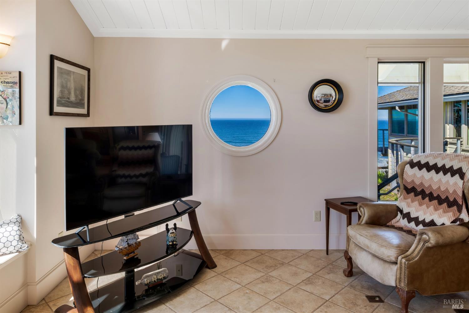 Detail Gallery Image 14 of 40 For 15150 Irish Beach Dr, Manchester,  CA 95445 - 2 Beds | 1/1 Baths