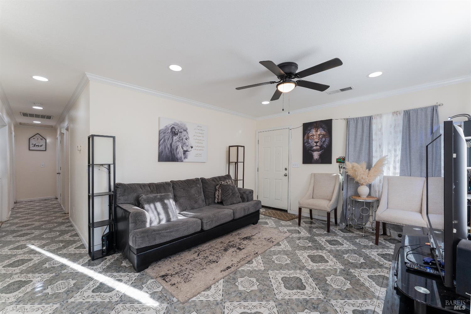 Detail Gallery Image 4 of 25 For 485 Melody Ln, Upper Lake,  CA 95485 - 3 Beds | 2 Baths