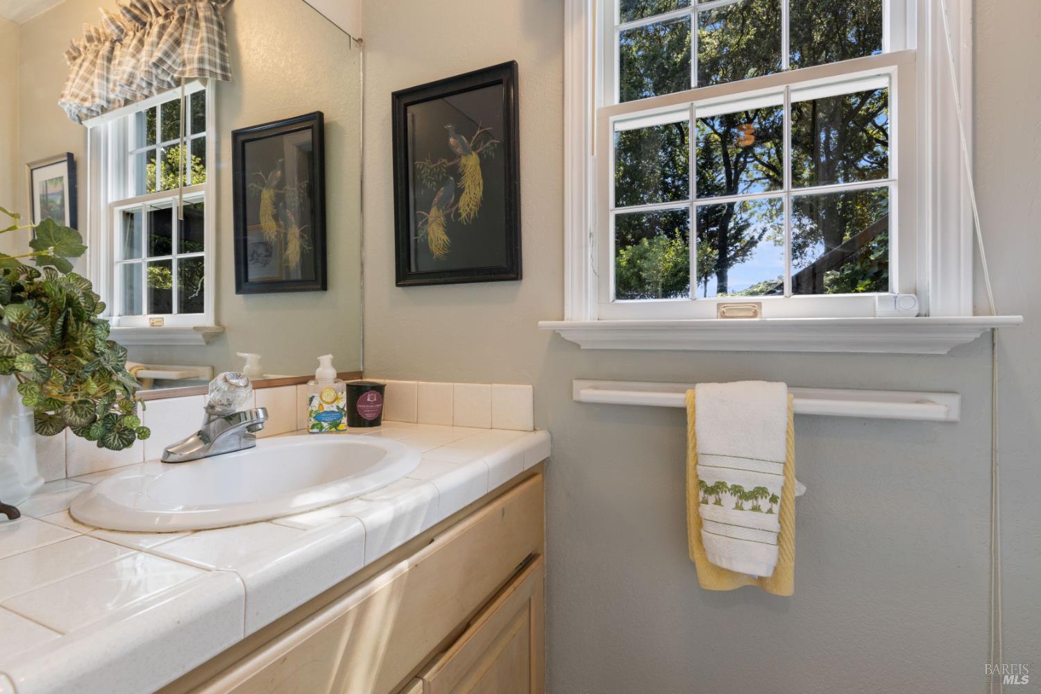 Detail Gallery Image 26 of 68 For 1940 Westlake Dr, Kelseyville,  CA 95451 - 3 Beds | 3/1 Baths