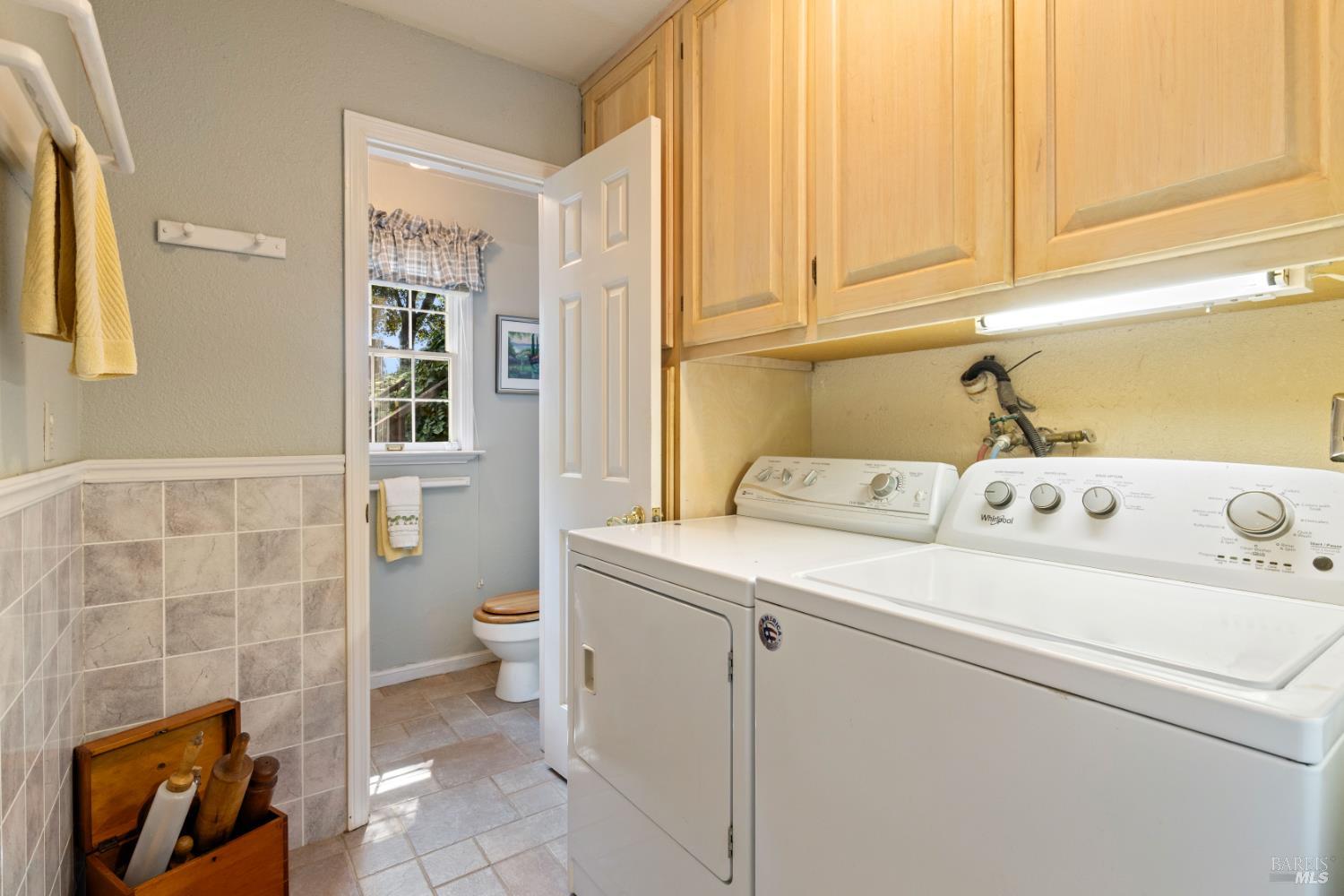 Detail Gallery Image 25 of 68 For 1940 Westlake Dr, Kelseyville,  CA 95451 - 3 Beds | 3/1 Baths