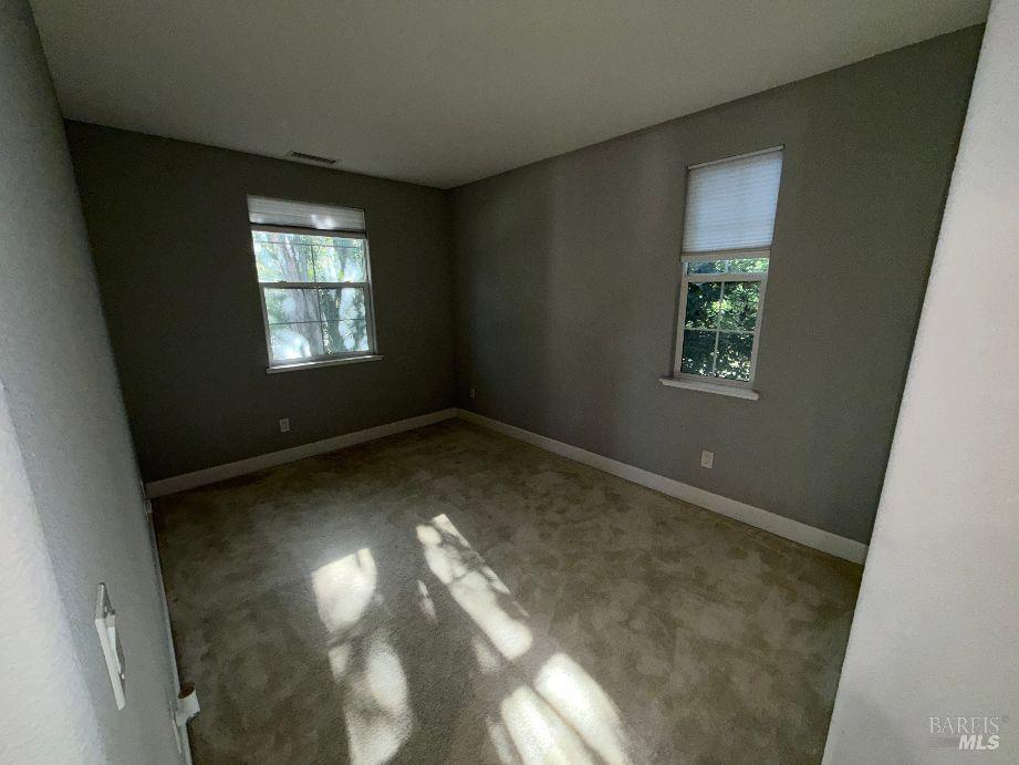 Detail Gallery Image 16 of 30 For 6223 Newhaven Ln, Vallejo,  CA 94591 - 4 Beds | 3 Baths