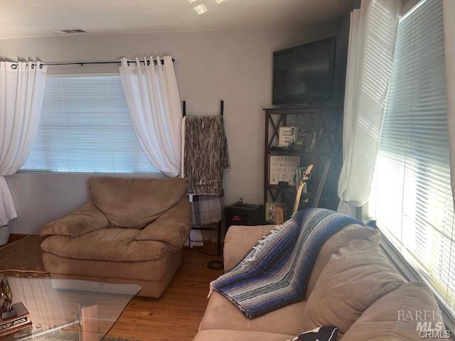 Detail Gallery Image 19 of 30 For 15198 Harbor Ln, Clearlake,  CA 95422 - 2 Beds | 2 Baths