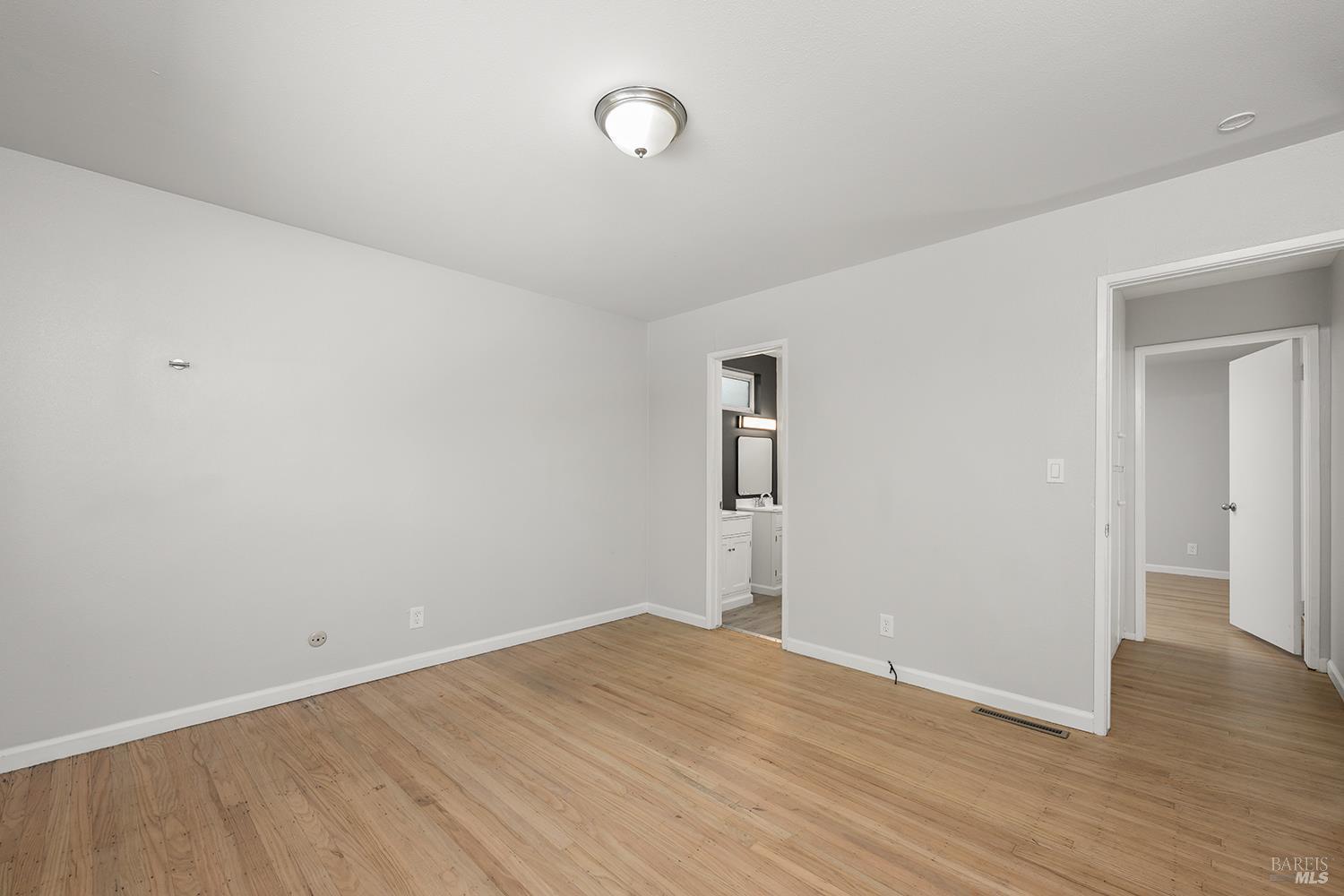 Detail Gallery Image 23 of 28 For 2621 Neotomas Ave, Santa Rosa,  CA 95405 - 3 Beds | 2 Baths