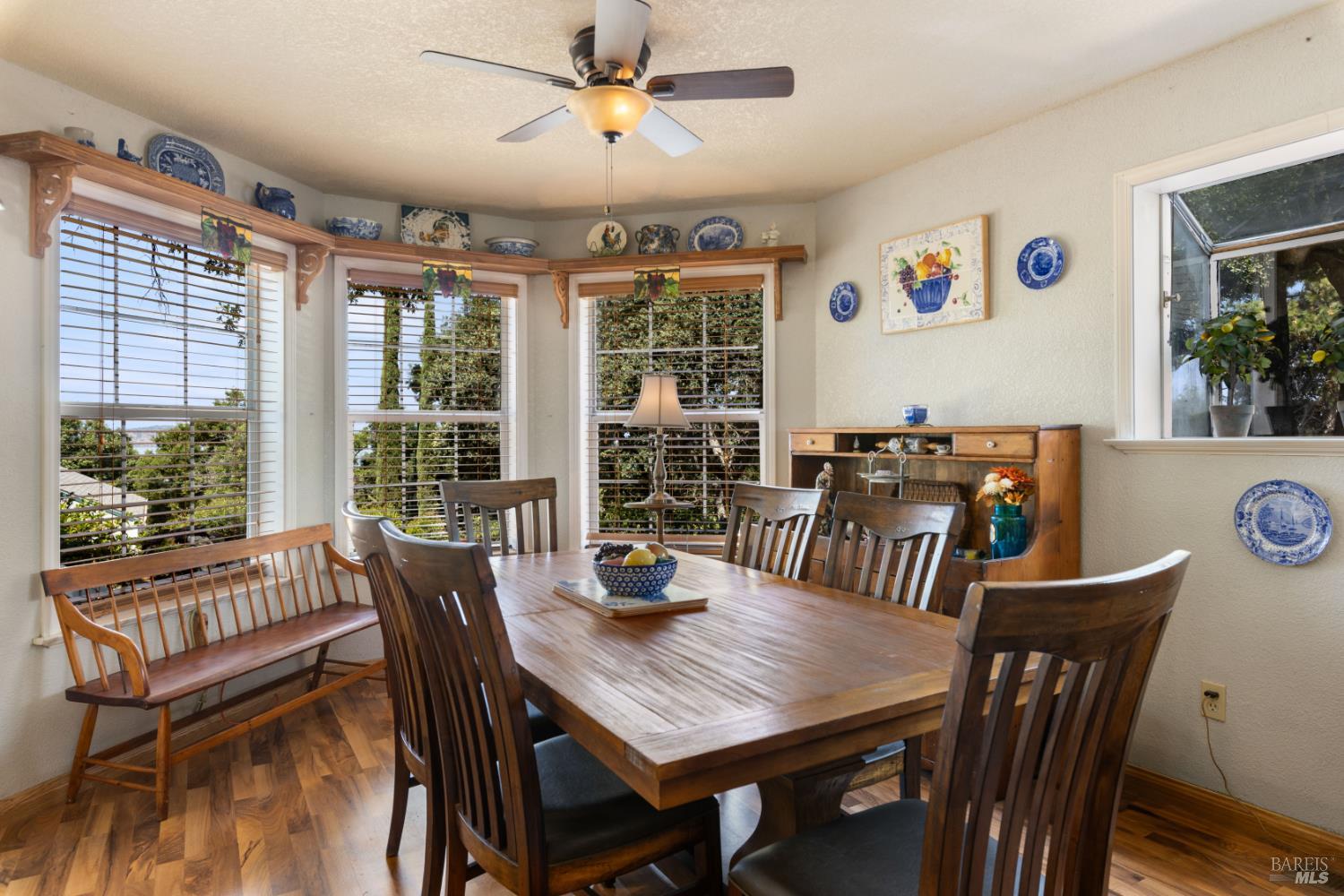 Detail Gallery Image 24 of 68 For 1940 Westlake Dr, Kelseyville,  CA 95451 - 3 Beds | 3/1 Baths