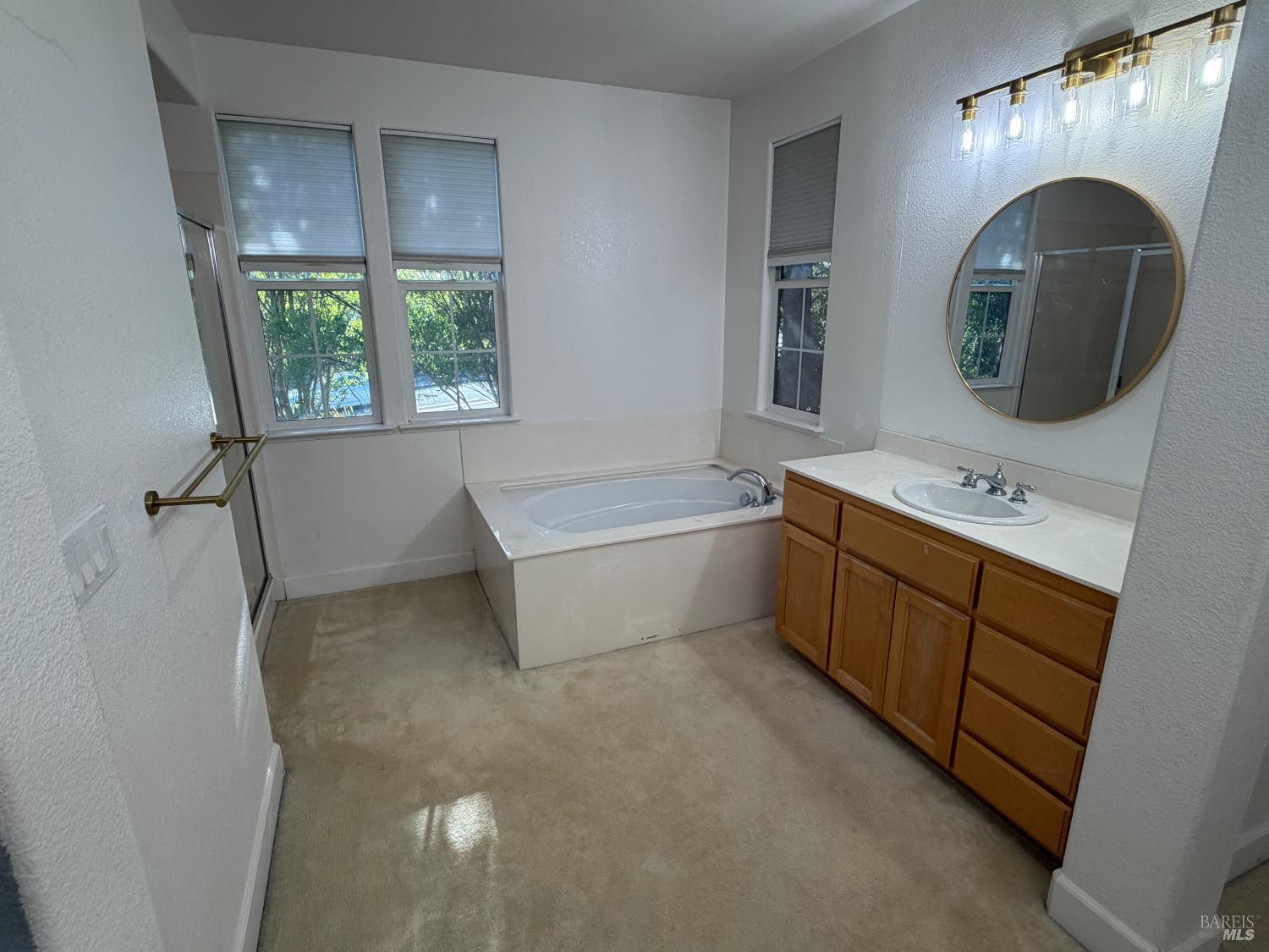 Detail Gallery Image 21 of 30 For 6223 Newhaven Ln, Vallejo,  CA 94591 - 4 Beds | 3 Baths